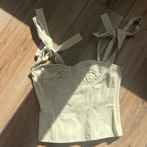 Lioness Ballerina Bustier - Picture 3 of 4